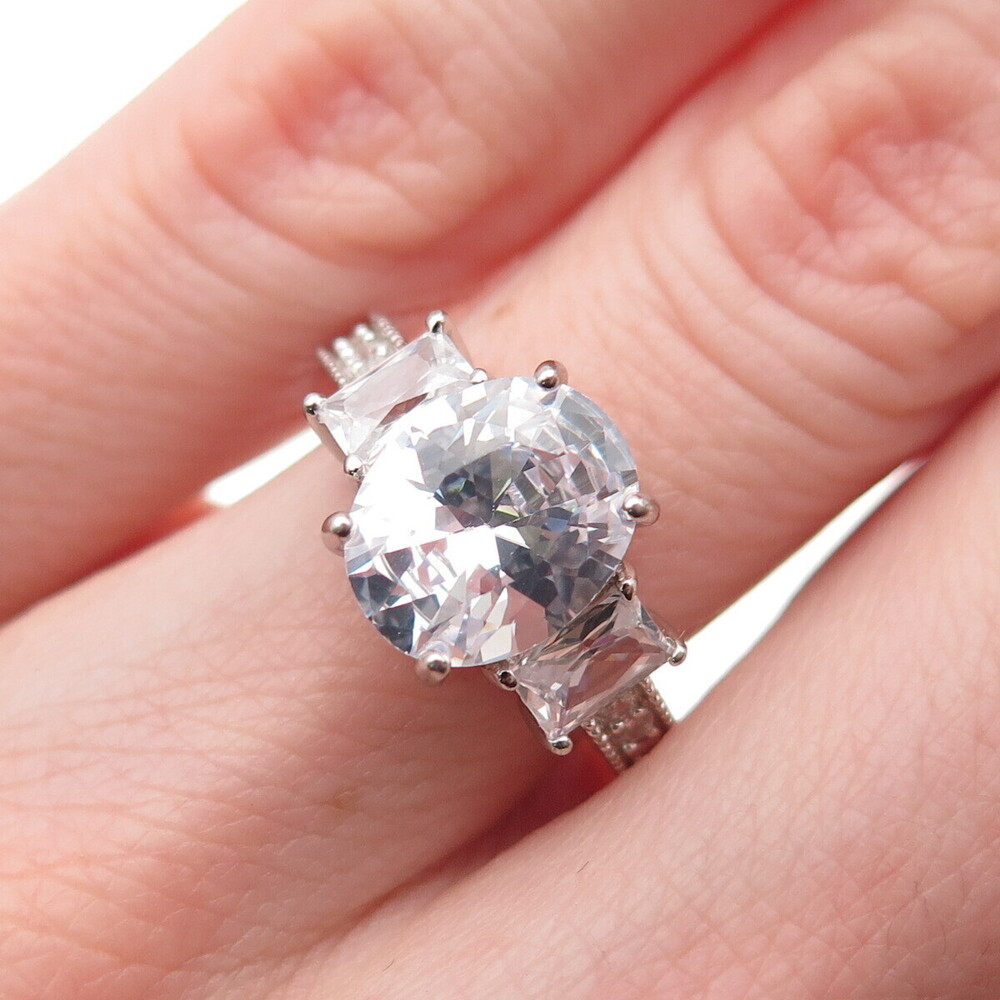 925 Sterling Silver C Z Engagement Ring Size 5.5